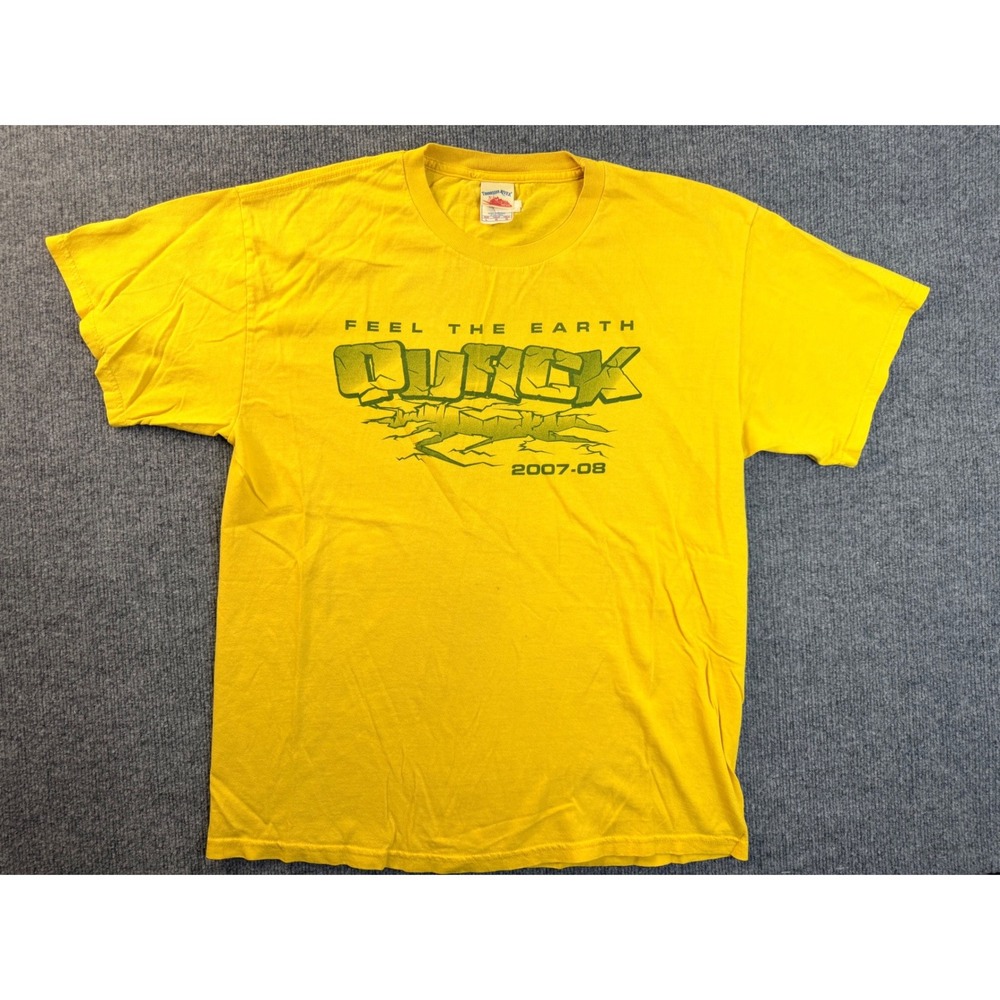 Tennessee River Quake Feel The Earth 2007-08 Graphic Tee Yellow Mens Large Y2K